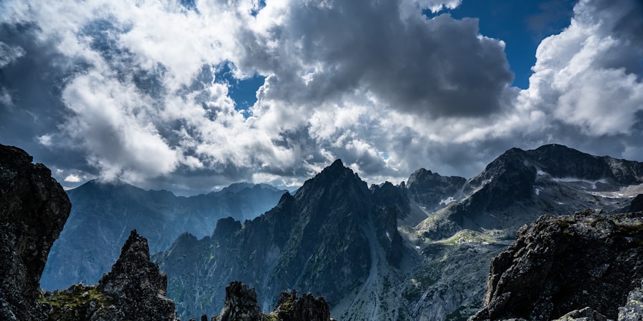 Panoramiczne okno z widokiem na Giewont
